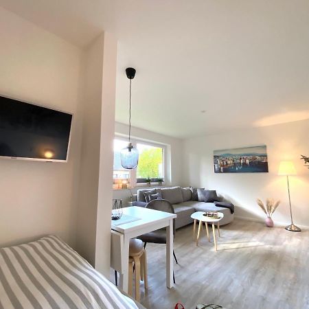Gluecksburg Ferienwohnung 'Kursnord' Rotenhaus エクステリア 写真