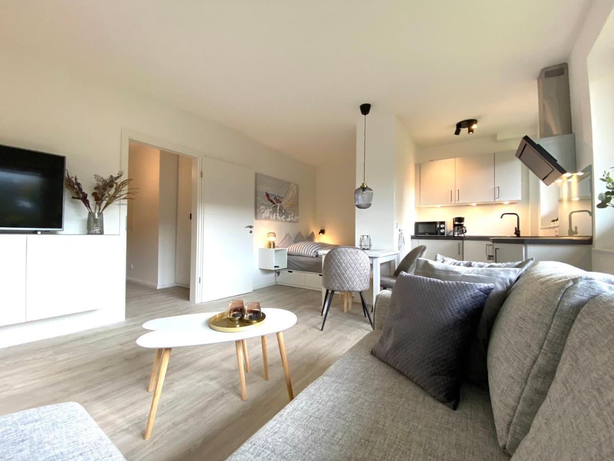 Gluecksburg Ferienwohnung 'Kursnord' Rotenhaus エクステリア 写真
